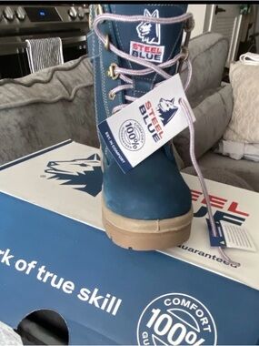 Steel Blue navy work boot with tan sole